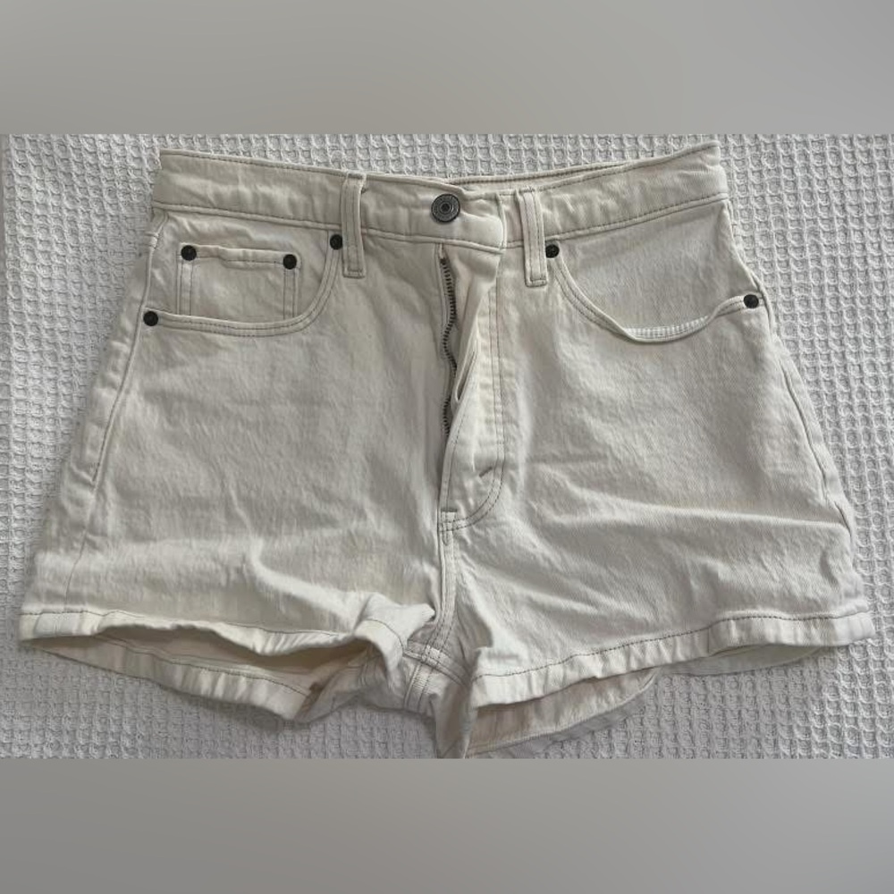 Abercrombie & Fitch Cream High Rise Jean Mom Shorts